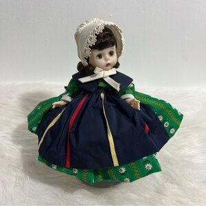 Vintage Madame Alexander "Canada" Doll‎ 8"